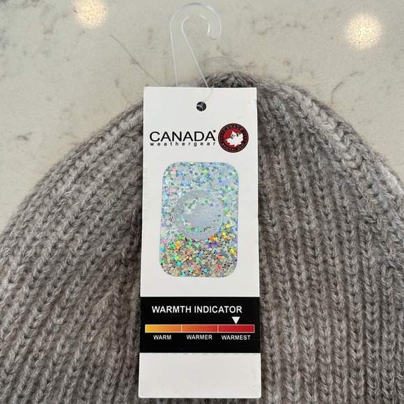 CANADA Weathergear Beanie - Picture 3 of 3
